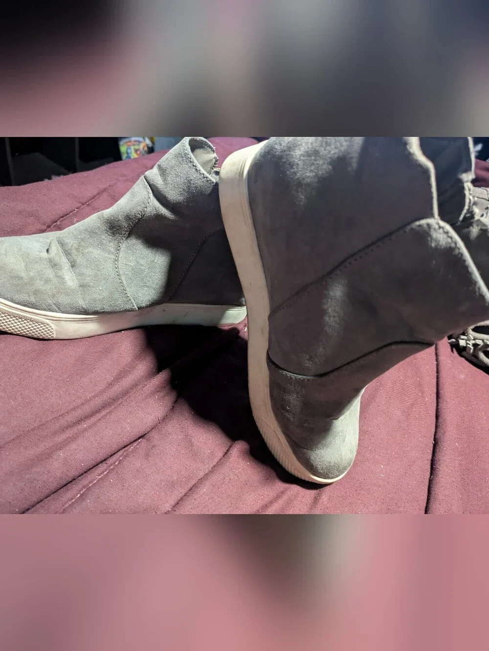 Cute & Casual Universal‎ Thread Wedge High-Tops!